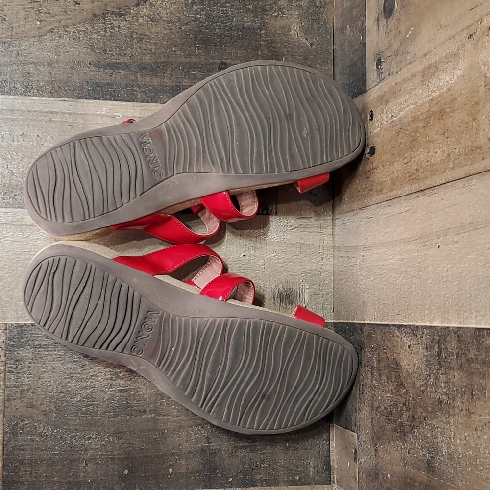 Vionic Misa Adjustable Strap Slide Size 9 Red Pat… - image 5